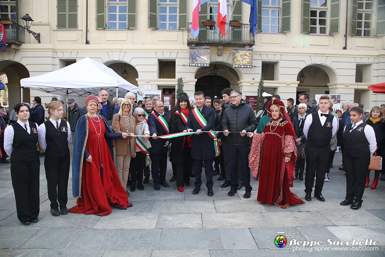 VBS_1475 - Fiera Nazionale del Tartufo e dei Santi 2022.jpg